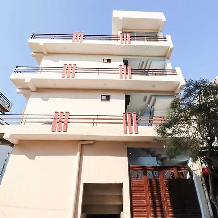 Hotel O The Velvet Chinhat Tiraha מראה חיצוני תמונה