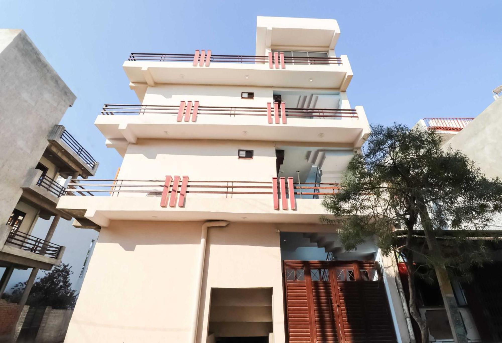 Hotel O The Velvet Chinhat Tiraha מראה חיצוני תמונה