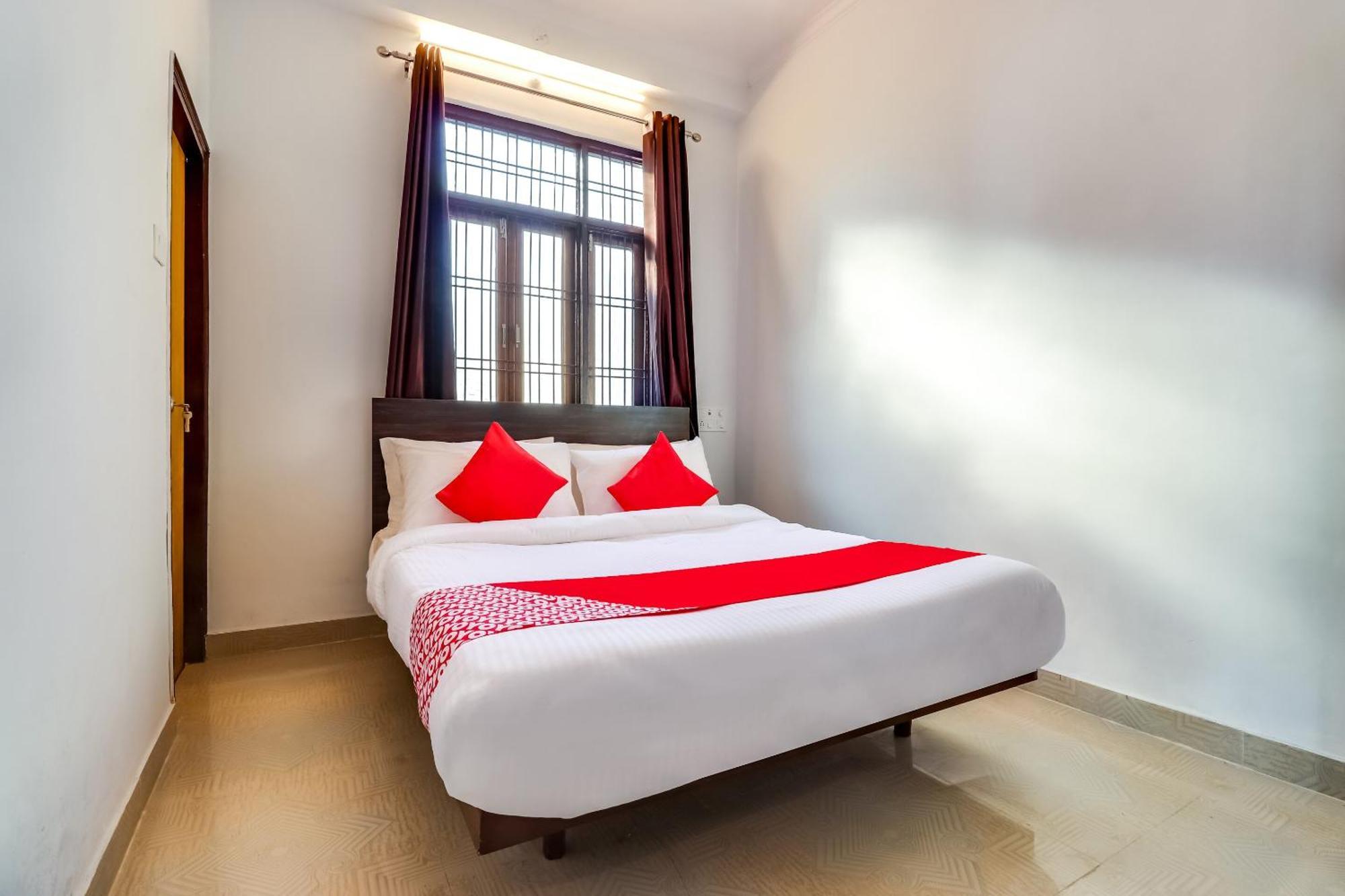 Hotel O The Velvet Chinhat Tiraha מראה חיצוני תמונה